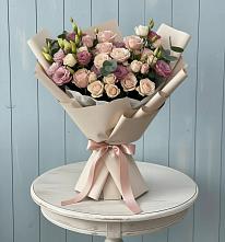 Букет цветов из:  Розы и Лизиантусы #REPLACE_PRED# Кугульте