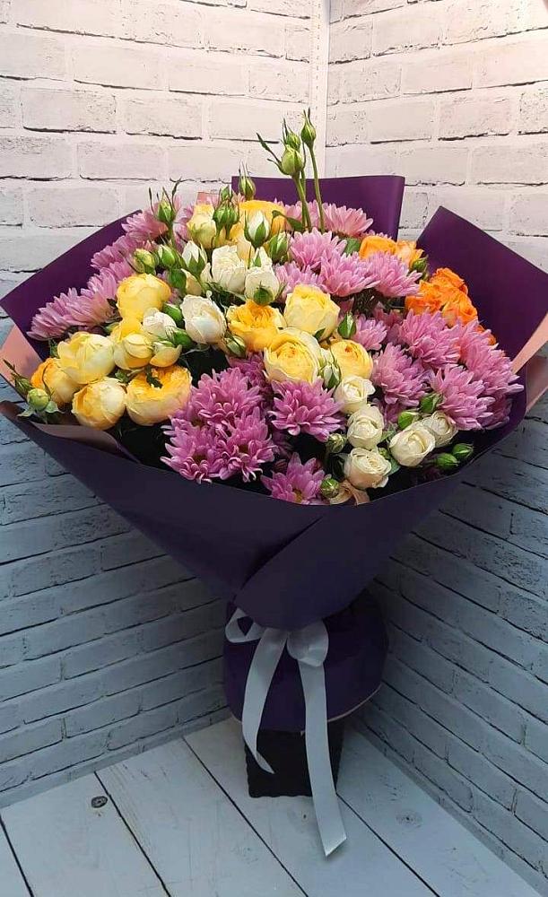 Букет цветов из: Хризантемы и Розы в Кугульте
