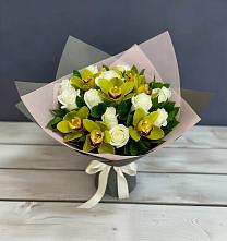 Букет цветов из:  Орхидеи и Розы в Кугульте