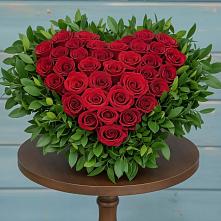 Цветочная композиция из Розы в виде сердца в Кугульте