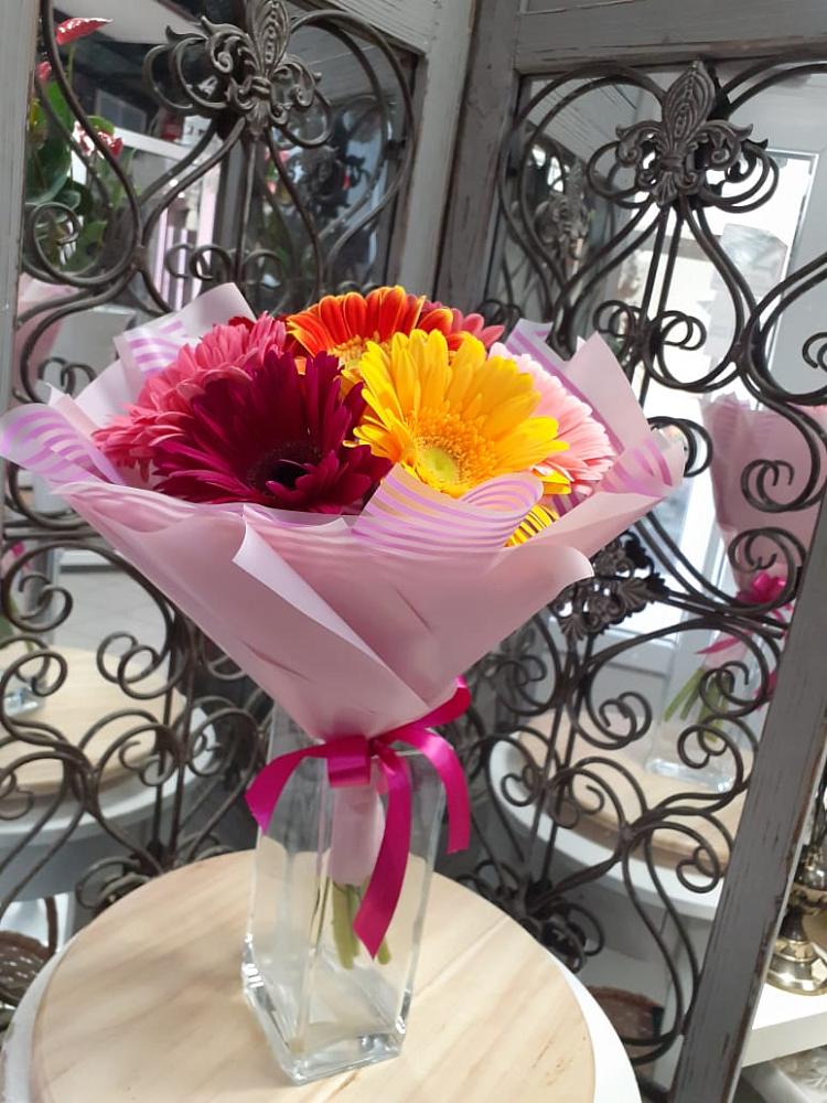 Букет цветов из: Герберы в Кугульте