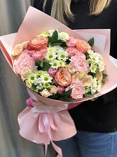 Букет нежные объятья в Кугульте Букет цветов из: Гвоздики, Розы и Хризантемы в Кугульте