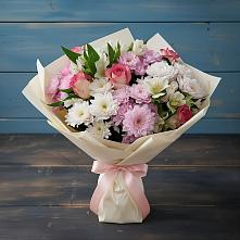 Букет цветов из:  Хризантемы, Альстромерии и Розы в Кугульте