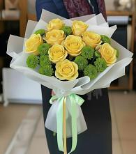 Букет цветов из:  Хризантемы и Розы в Кугульте