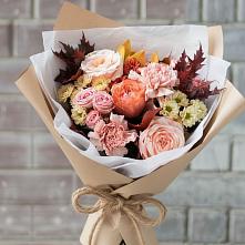 Букет цветов из:  Гвоздики, Хризантемы и Розы в Кугульте
