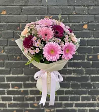 Букет цветов из:  Герберы и Хризантемы #REPLACE_PRED# Кугульте